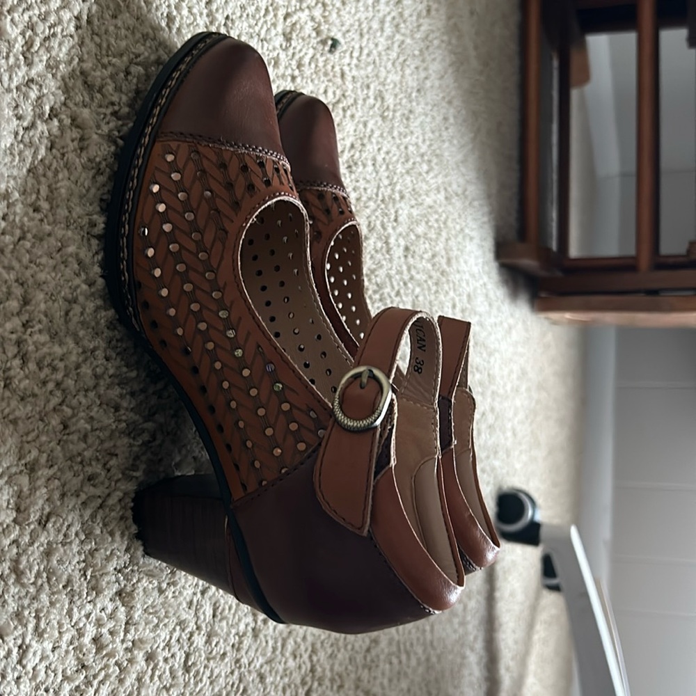 Brown Mary Jane Heels